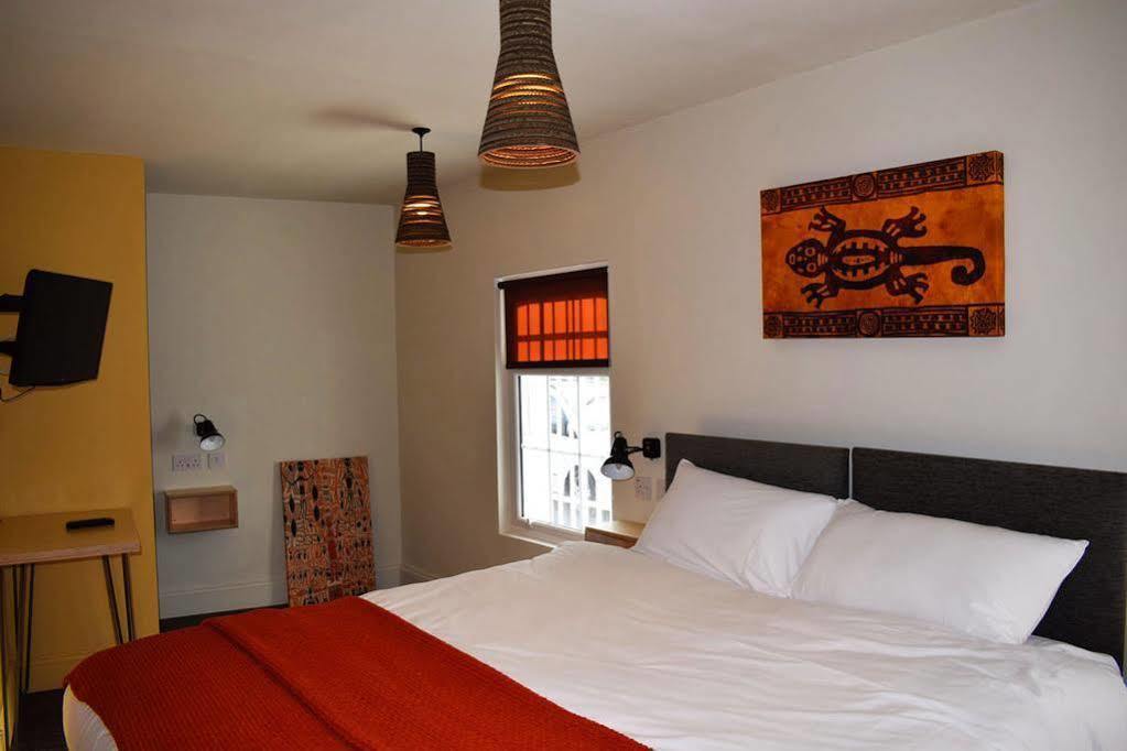 Peckham 3*